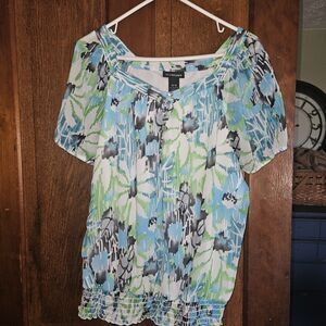Lane Bryant Floral Short Sleeve Blouse – Plus Size 14/16 Casual Top